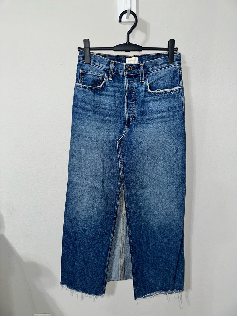 Favorite Daughter THE SADIE MAXI SKIRT
high‎ rise maxi skirt in Camden SZ 27 - Picture 5 of 15